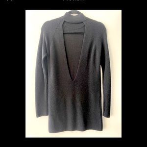 WILFRED SLIT BACK TURTLENECK SWEATER